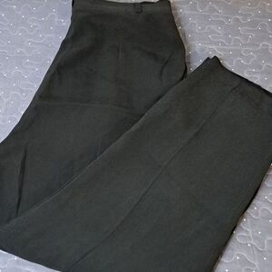 Peter Nygard Black 100% silk pants size 10